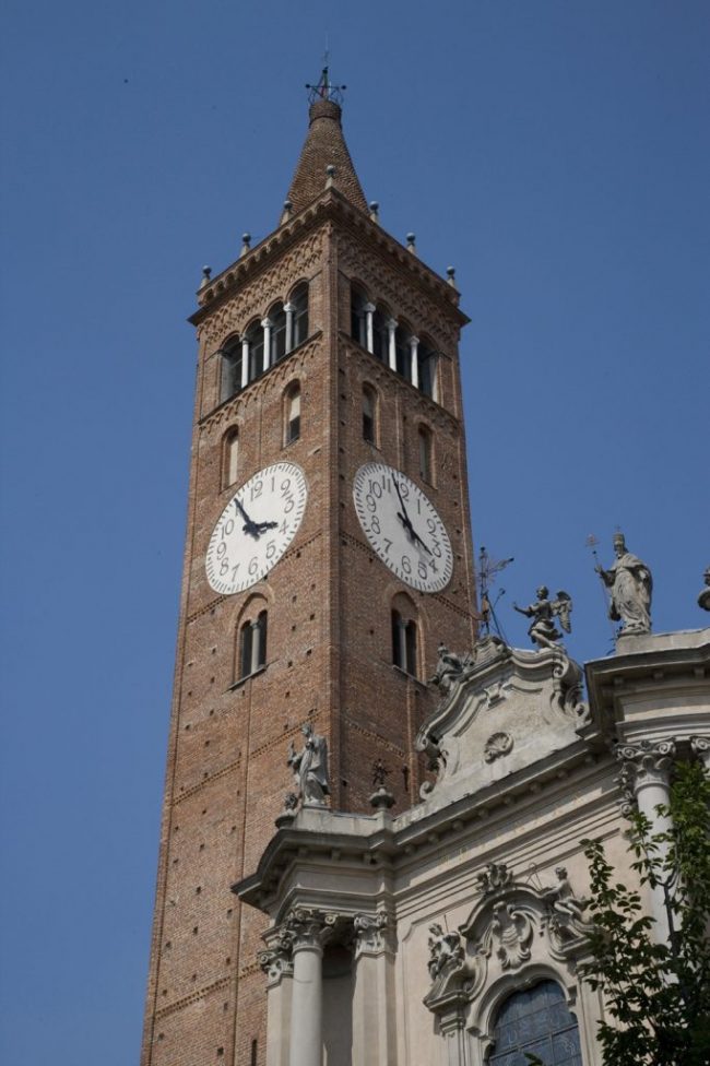 campanile-foto-di-tino-belloli-682×1024